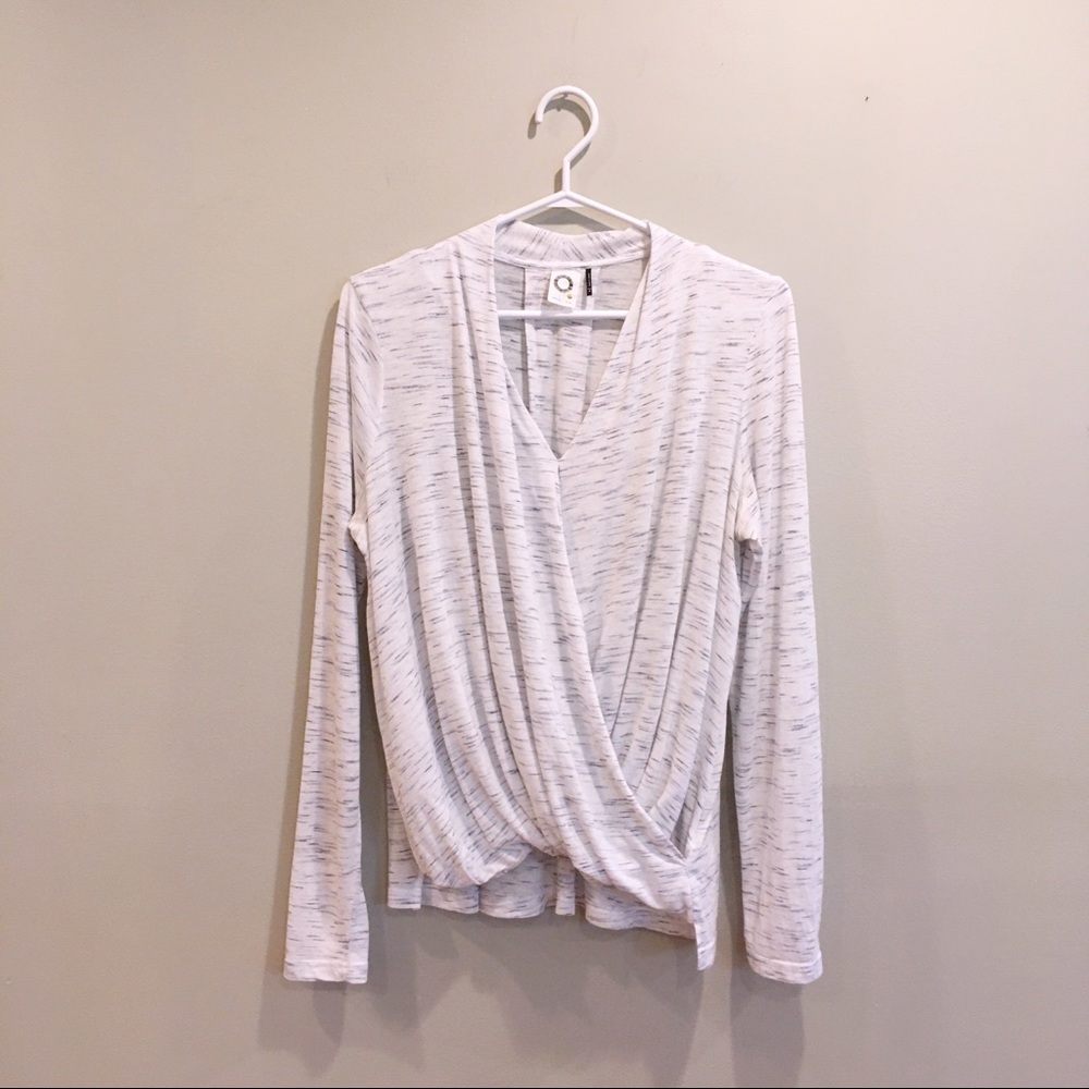 Akemi + Kim cross top